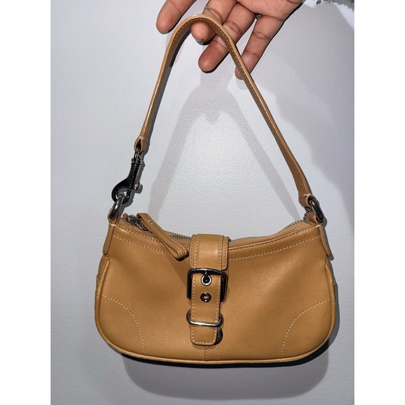 Coach Hamptons Leather Buckle Shoulder Hobo Bag 